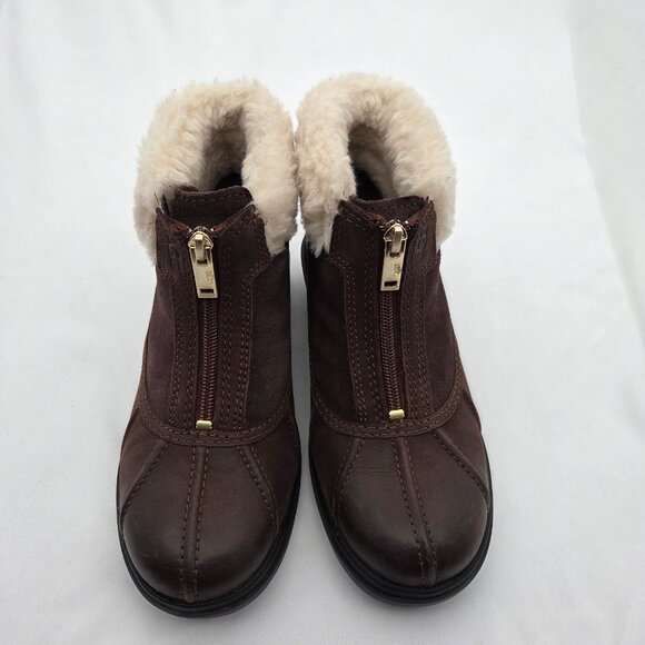 NWT UGG Classic Short II Chestnut Suede Sheepskin Boots! w/gold Zippers - 6